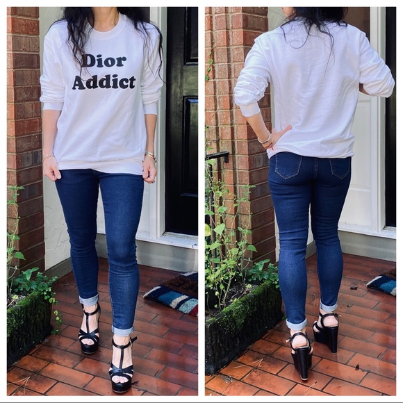 MUST HAVE! GRAPHIC SWEATSHIRT - Picture 8 of 12